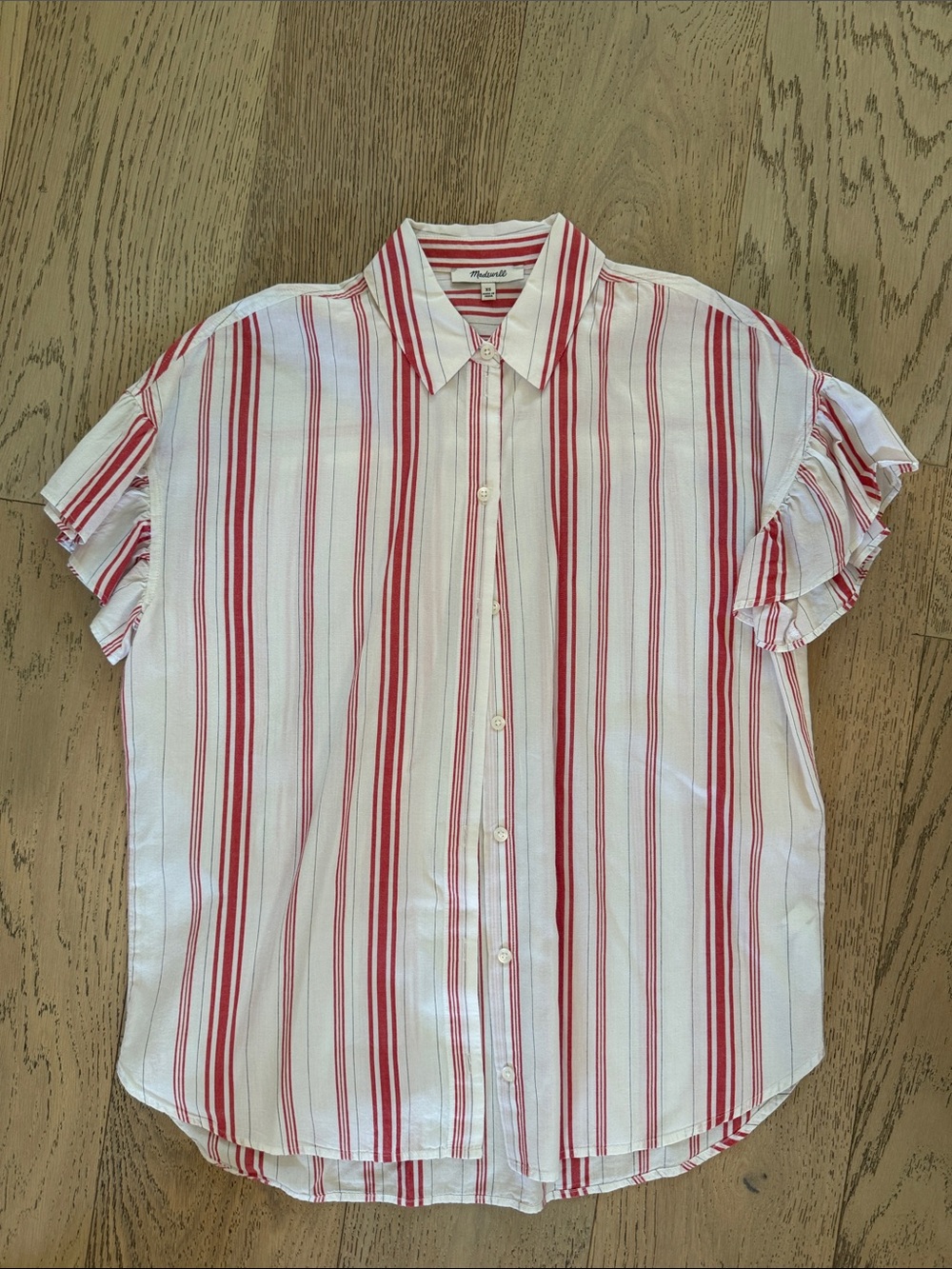 Madewell XS White and Red Striped Short-Sleeve Button-Down Shirt